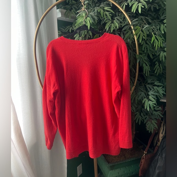 Pure Brand Cashmere Sweater - Picture 2 of 3